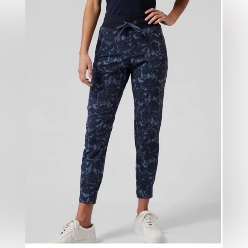 Athleta Blue Floral Trekkie North Printed Jogger Etheral Bloom Size 10